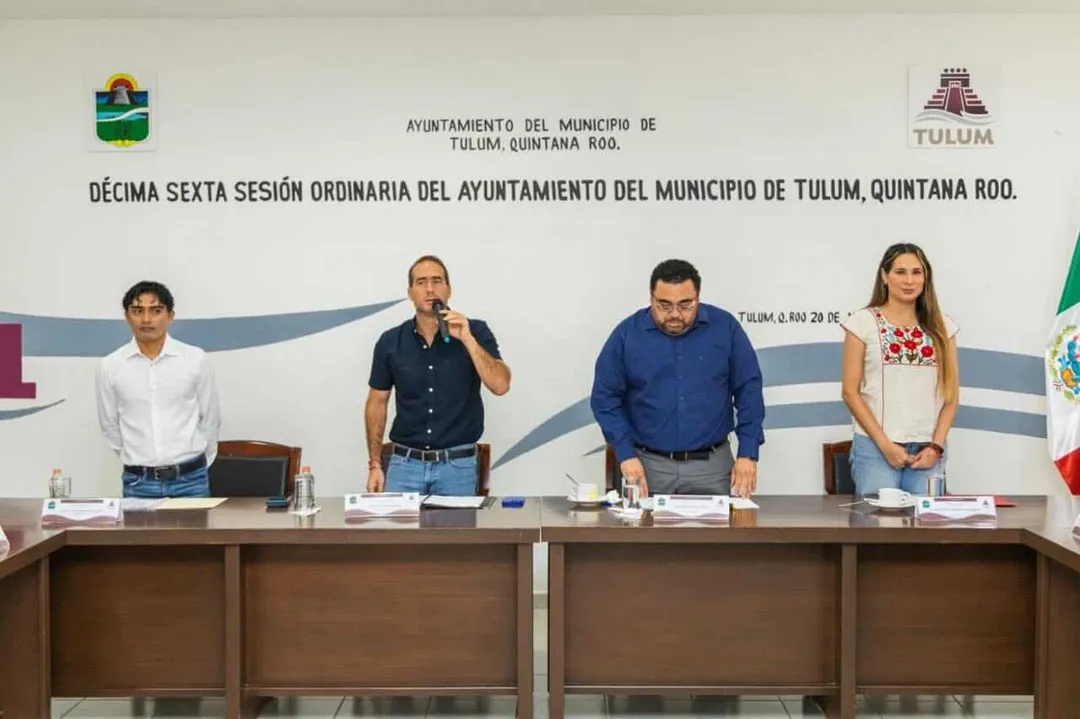 Tulum Council Approves Key Municipal Resolutions Four officials sit behind a wooden table during a municipal council session in Tulum, Quintana Roo