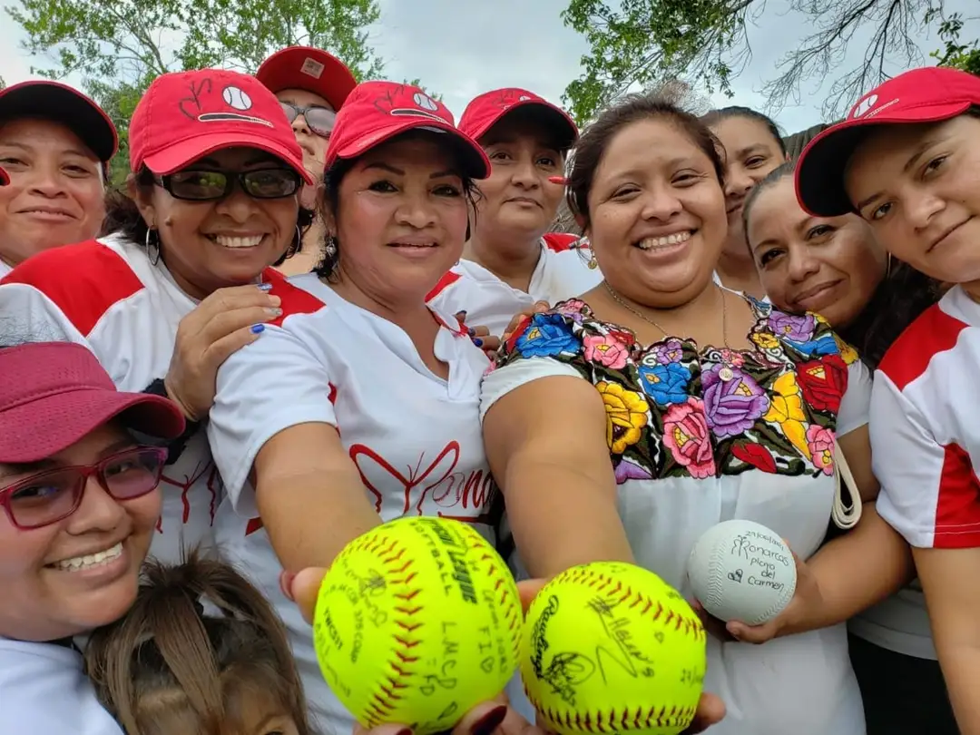 Diablillas de Hondzonot: The Women Who Redefined Softball in the Maya Community
