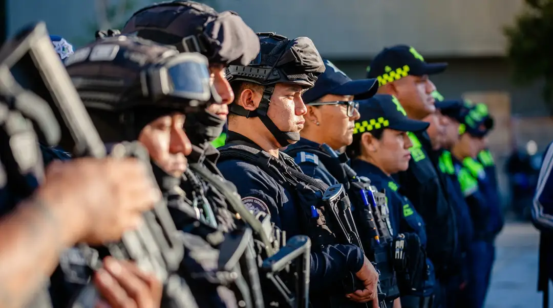 The last time Tulum drug-tested its police, three officers lost their jobs Law enforcement officers in dark uniforms and caps stand in a line during what appears to be an official gathering or ceremony