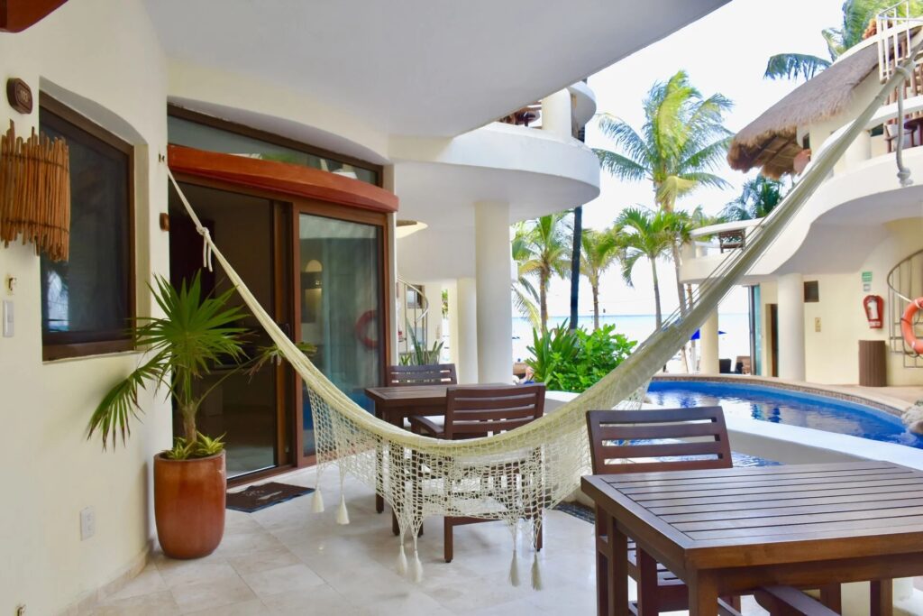 Discover key differences between Tulum and Playa del Carmen’s real estate markets in 2025—investment potential, property types, pricing, and infrastructure to guide your next property decision.